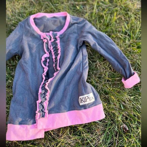 Adorable Kpea Cardigan - Picture 2 of 7